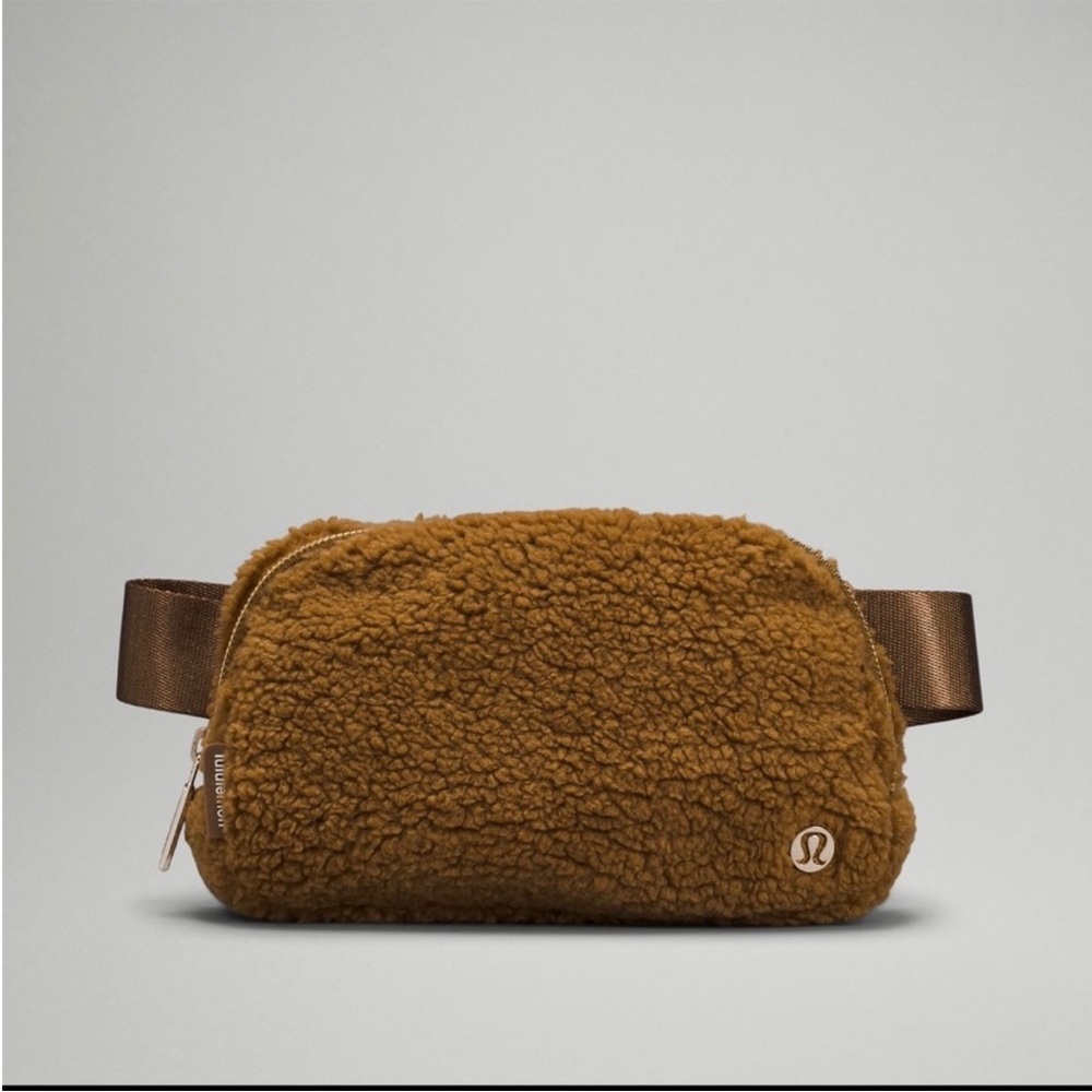 lululemon athletica Brown Sherpa Belt Bag